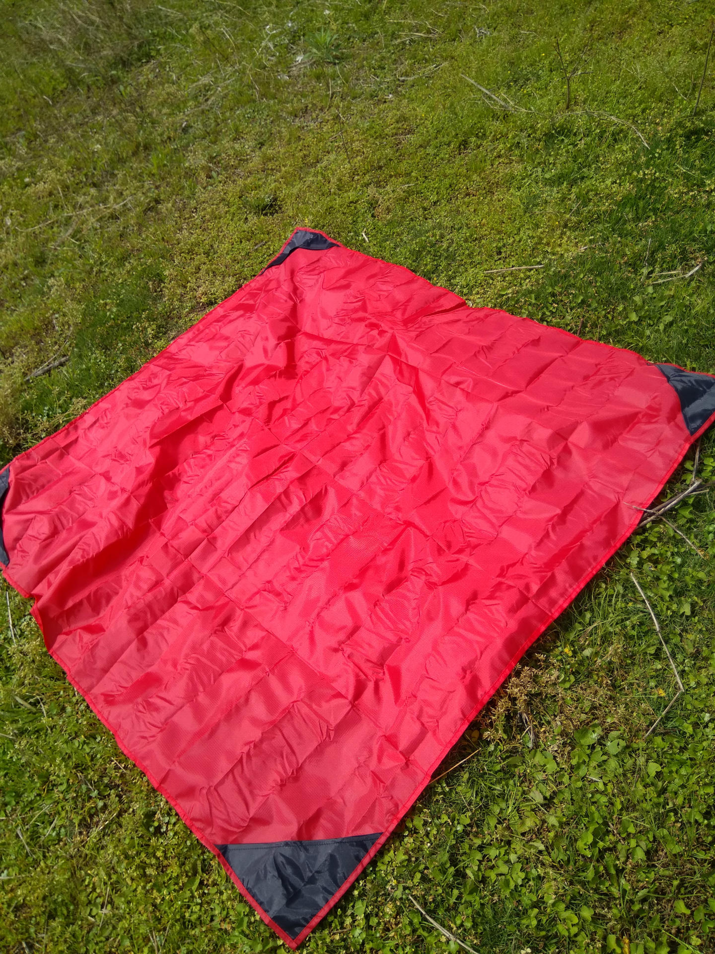 Sand Proof Waterproof Pocket Beach Blanket